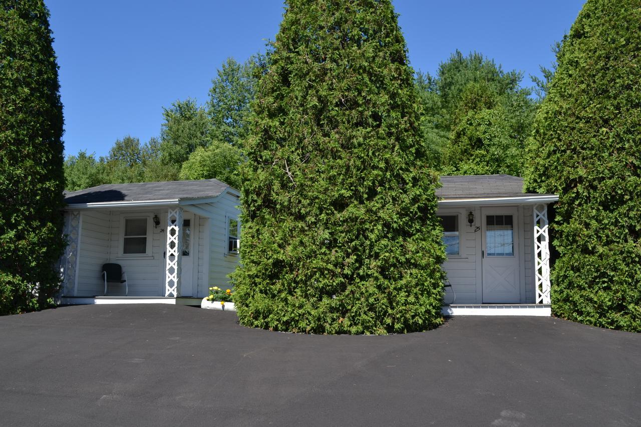 Twin City Motel Barre Экстерьер фото